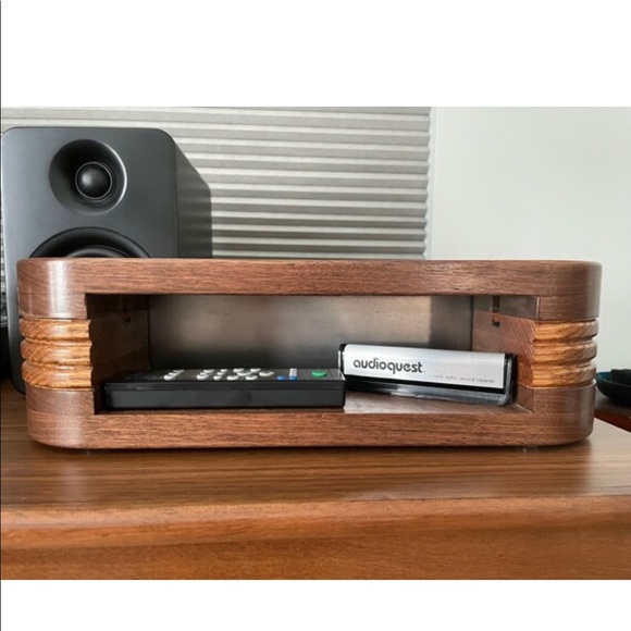 It’s back!!!!!!   🎉HP 🎉 Vinyl Record Stand Real wood - Picture 7 of 12